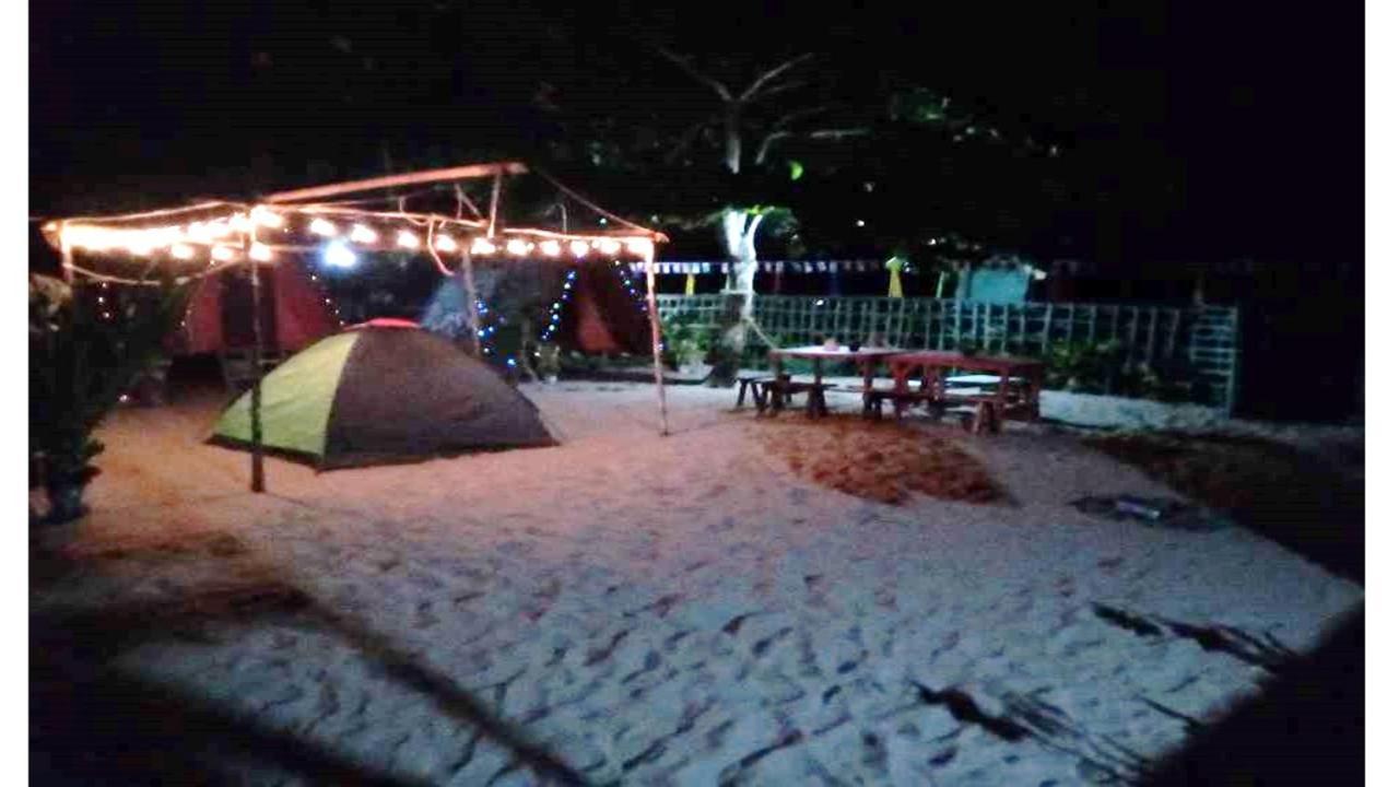 Shalom Camp Hotel El Nido Bagian luar foto