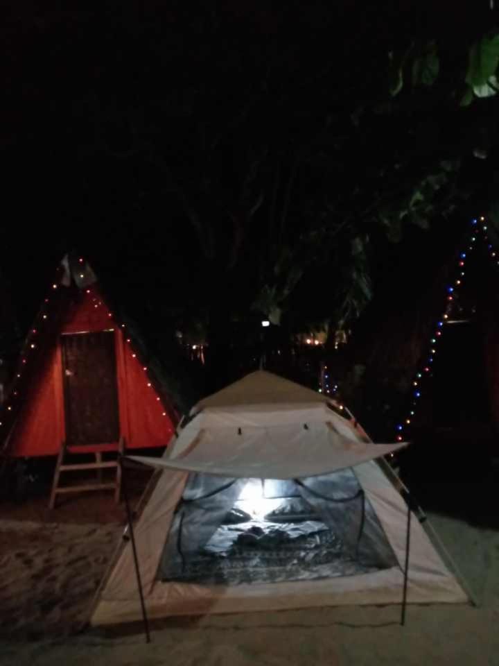 Shalom Camp Hotel El Nido Bagian luar foto