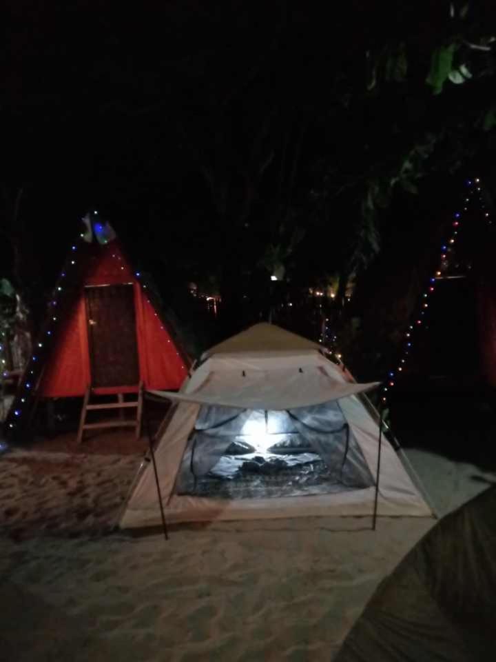Shalom Camp Hotel El Nido Bagian luar foto
