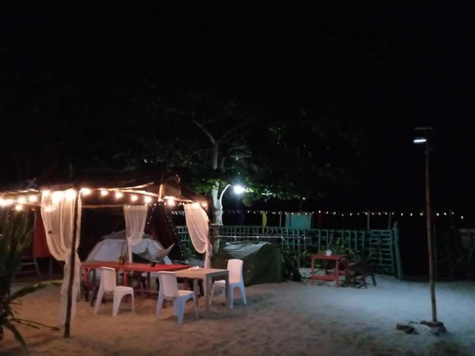 Shalom Camp Hotel El Nido Bagian luar foto
