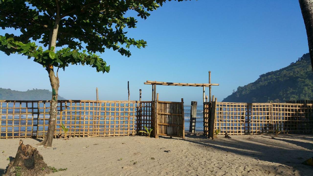 Shalom Camp Hotel El Nido Bagian luar foto